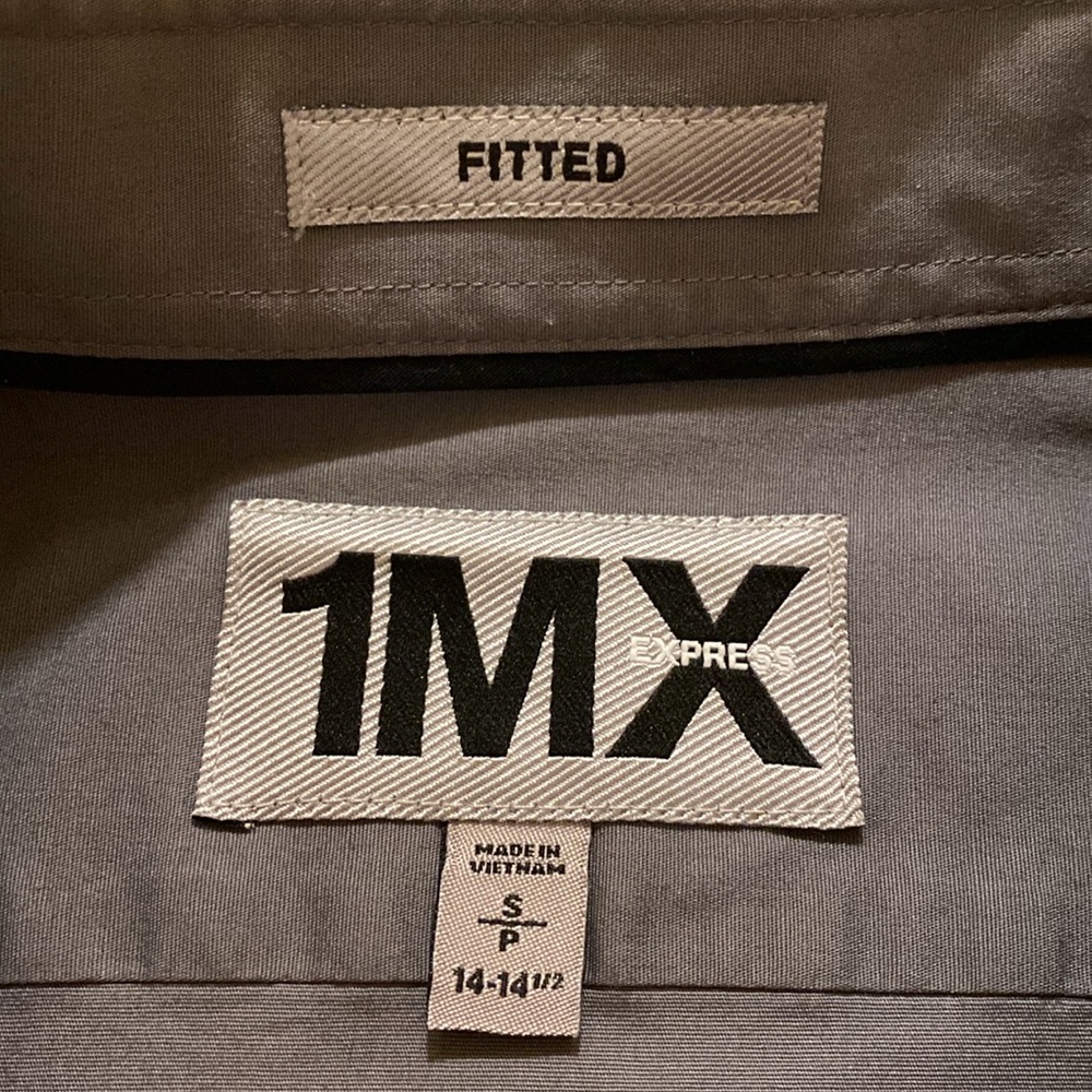 Express Button Down, Size Small Fitted - Picture 2 of 3